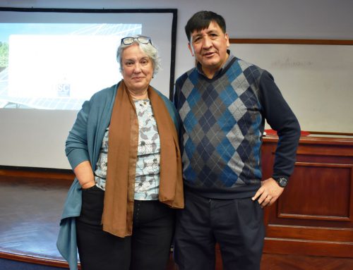 Visita de la Dra. en Física Ángeles López Agüera de la USC, España. Disertó sobre Comunidades Sostenibles.